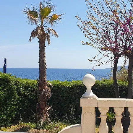 Holiday Terra Cotta Beach Front By Interhome * Сент-Максим