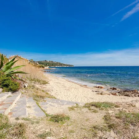 Дом отдыха Holiday Terra Cotta Beach Front By Interhome *