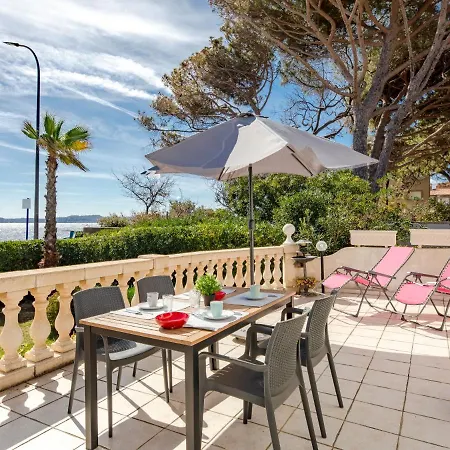 Holiday Terra Cotta Beach Front By Interhome *